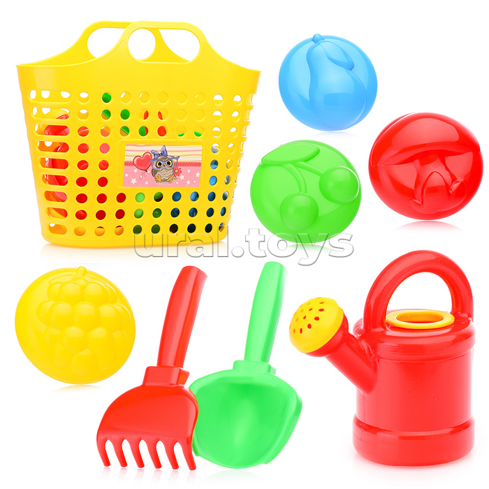 Песочный набор в корзинке "Садовый " ( 4 формочки, совок, грабли, леечка )