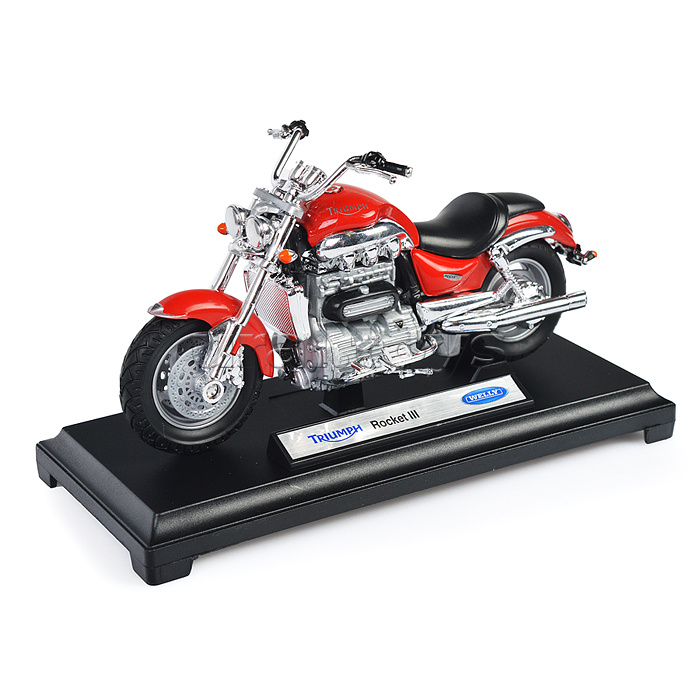 Мотоцикл 1:18 Triumph Rocket III, красный Мотоцикл 1:18 Triumph Rocket III, красный