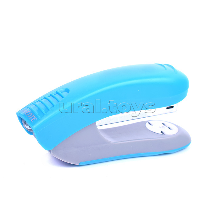 Степлер "Neon" 24/6&26/6 (мощность 20 листов, глубина скрепления 59 мм) пластиковый, в картонной коробке, неоновый голубой