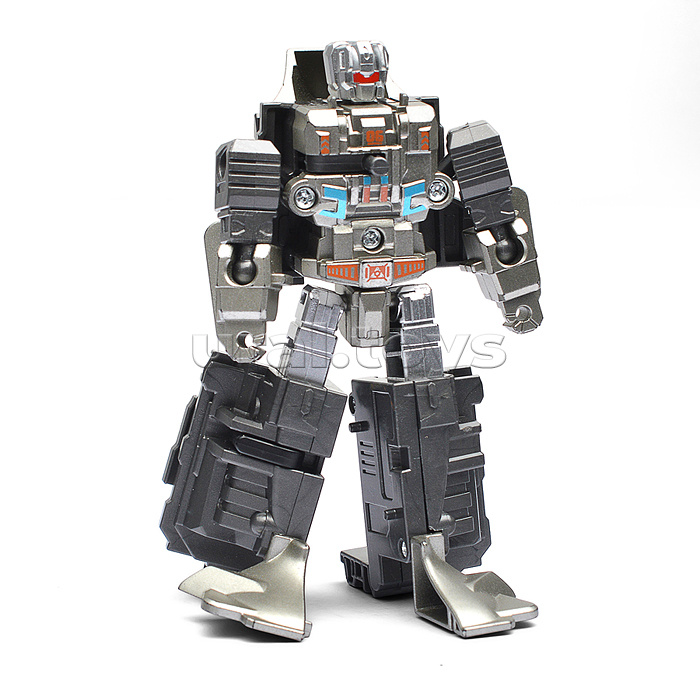 Робот "Боевой" трансформирующийся, в коробке