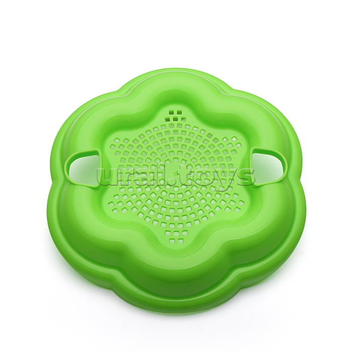 Набор №662: ведро-цветок среднее №4, сито-цветок среднее №4, лопатка №5, грабельки №5, формочки (клубника + малина)