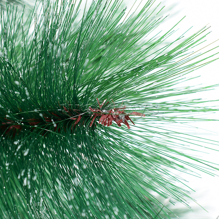 Сосна с напылением 60 см, 25 веток Сосна с напылением 60 см, 25 веток