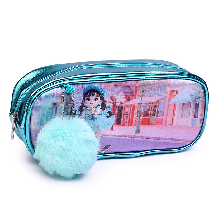 Пенал "Chic City Girls" 22,5x10,5x6,5 см, антивандальная перламутровая искусственная кожа до -40C, отделение на молнии, овальный для 100 предметов, декоративный подвес в виде мехового помпона, бирюзовый