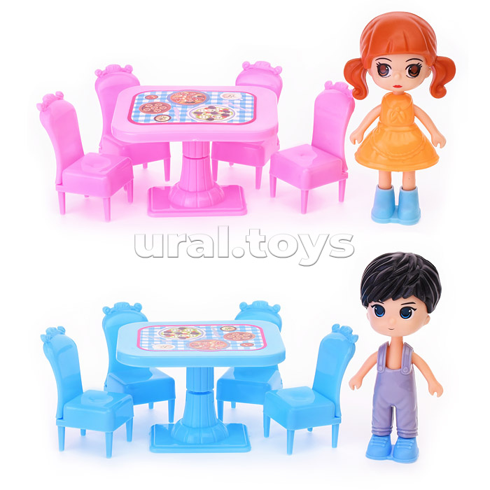 Кукла с комплектом мебели (стол, 4 стульчика) в пакете