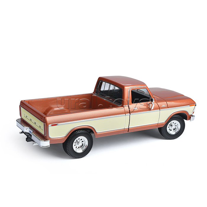 Машинка die-cast 1979 Ford F150 Pick-up, 1:18,  коричневая, открывающиеся двери