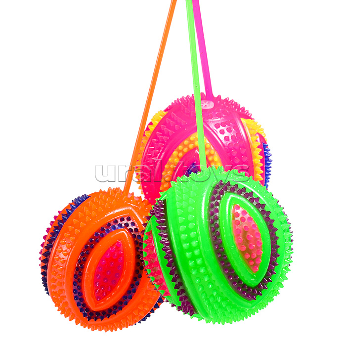 Игрушка-пищалка "Веселые кругляши" (7,5 см) в коробке