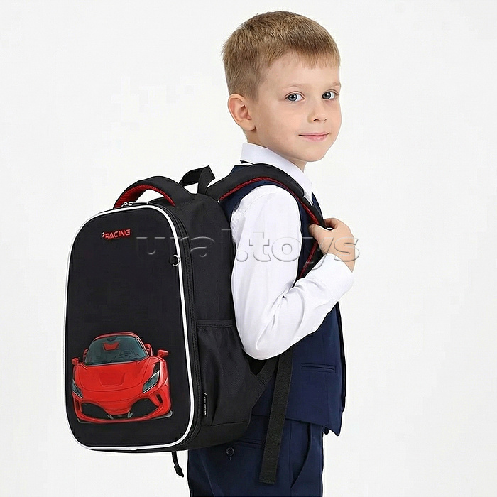 Ранец школьный формованный "Красное авто" значки и брелок в комплекте, 27х38х17 см