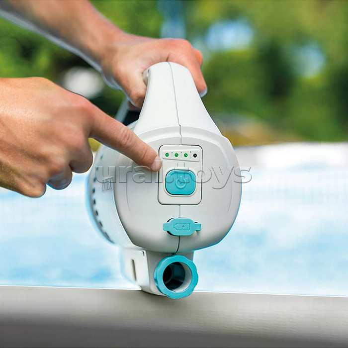 Вакуумный пылесос для чистки бассейна на аккумуляторах с ручкой 2.8м, 28628 INTEX
