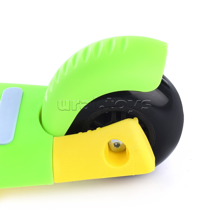 Самокат 3-х кол., зелёный, светящиеся колёса, PU, ABEC 7, в коробке