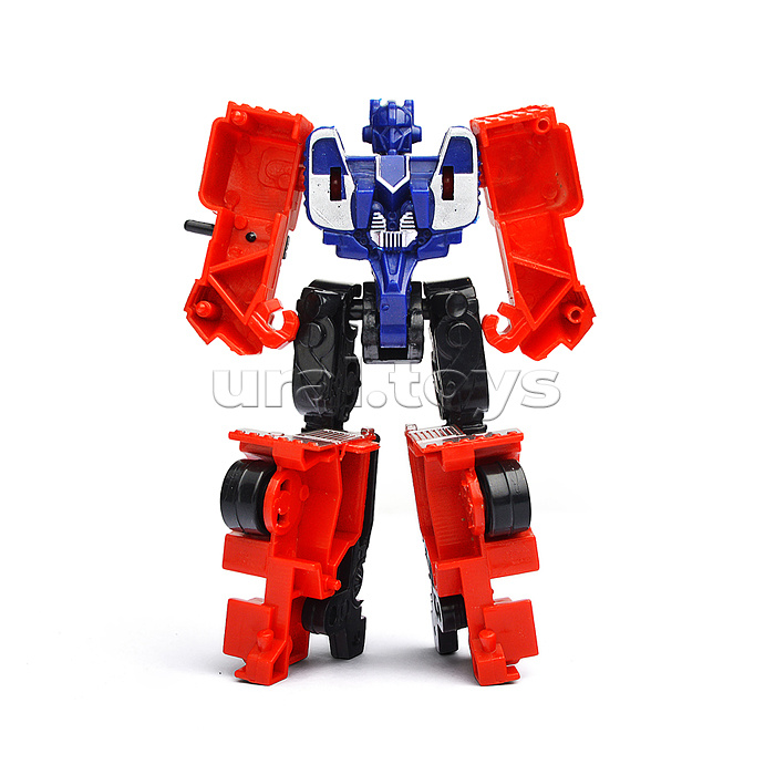 Робот трансформирующийся в грузовик, в пакете