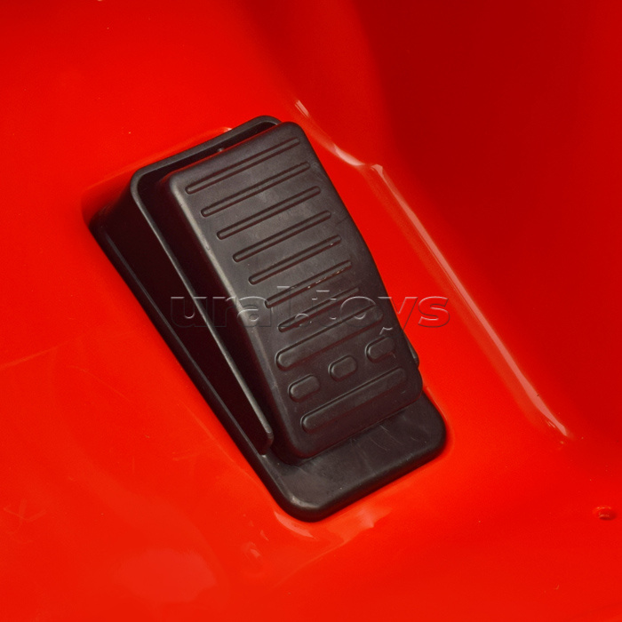 Электромобиль "Авто для прогулки" на аккумуляторе, с р/у управлением, в коробке (красный)